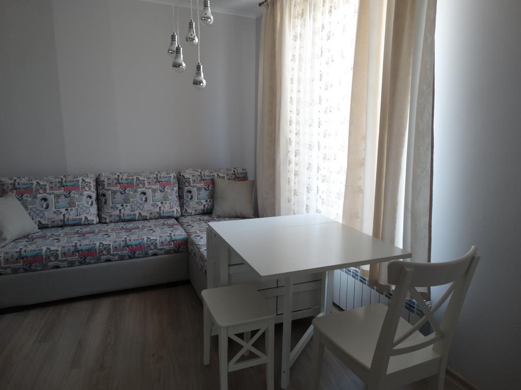 Apartment Retro Dobrici Cameră foto